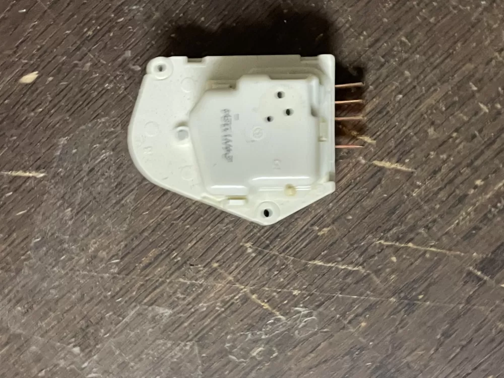 Frigidaire  Kenmore AP2111929 12762 215846602 00624728 00626234 00628510 00628518 0628510 08000559 08006054 08006992 08016919 08950148 215267800 215846605 215846606 240371001 241621501 3001671 3001701 3015909 3203657 4013391050 5300187484 5300628518 5301090474 5303203657 5303211155 5303211680 5303270622 5303275811 5303321133 5303321915 5304457327 5308006054 5308006992 624728 626234 628510 628518 8000559 8006054 8016919 8950148 C000062797 C62797 D007004112 DG187005 F000111695 G000187484 G172706 G174820 G186580 G187005 G187484 M1090167 M1090474 N8000559 R000900241 R000900764 R900241 PS423801 Refrigerator Defrost Timer