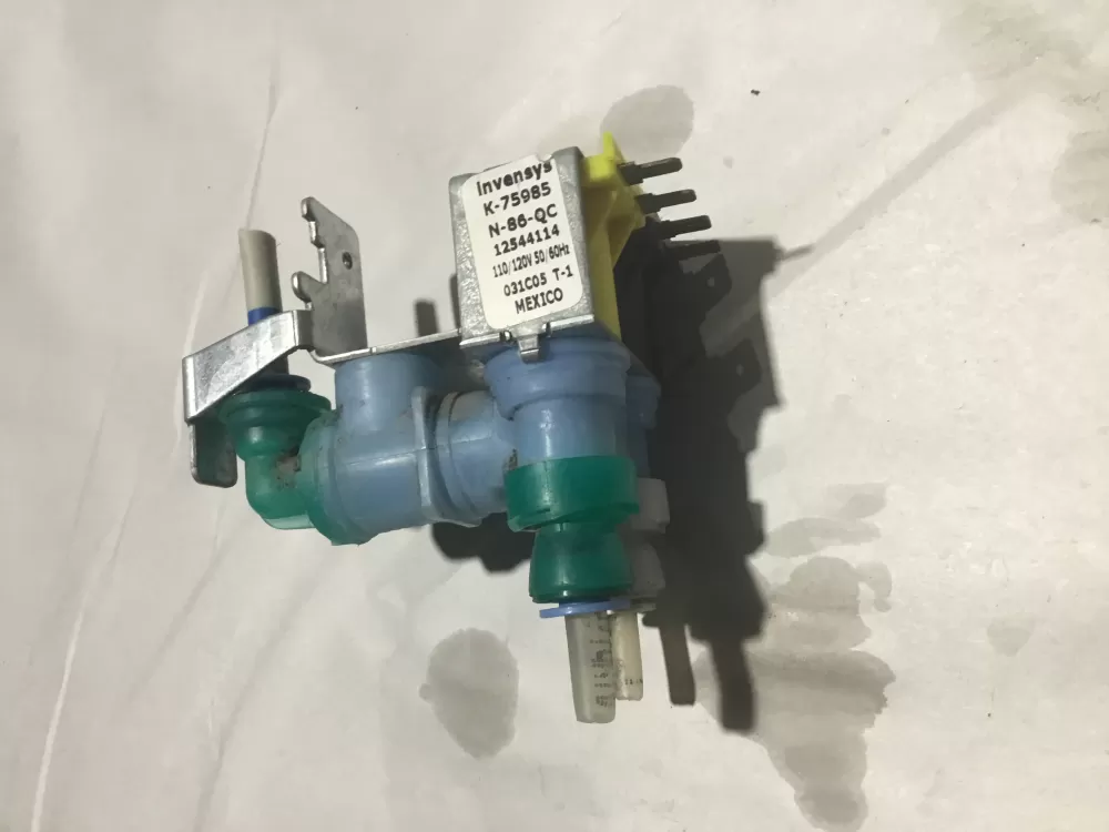 Jenn-Air  Whirlpool  Maytag  Kenmore 12544114 Refrigerator Water Inlet Valve