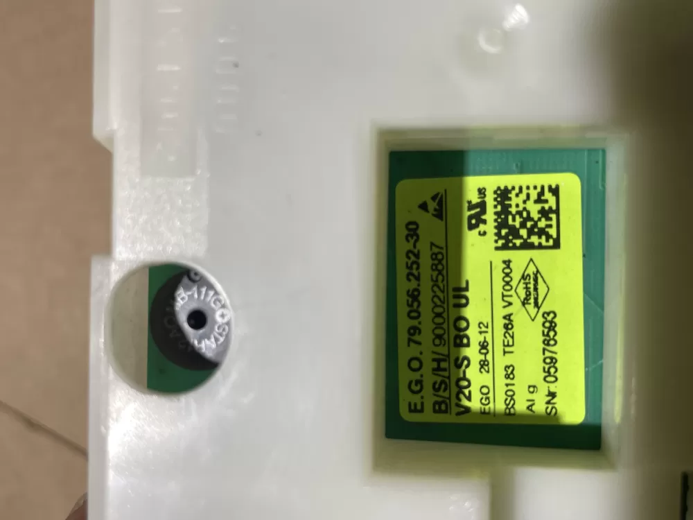 Bosch 9000225887 Dryer Control Board AZ74751 | Wmv403