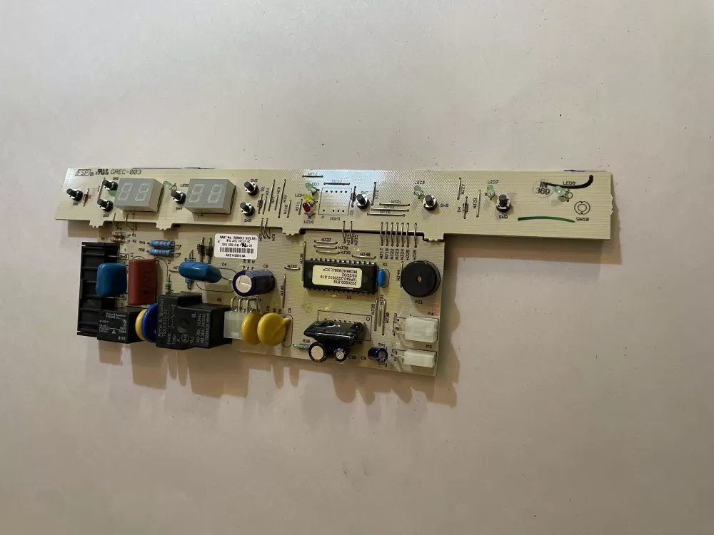 Whirlpool  KitchenAid 8201658  AP3672579  1055219  2220512  2252114  2252140  8201526  8201658R  AH897362  EA897362  PS897362 Refrigerator Control Board