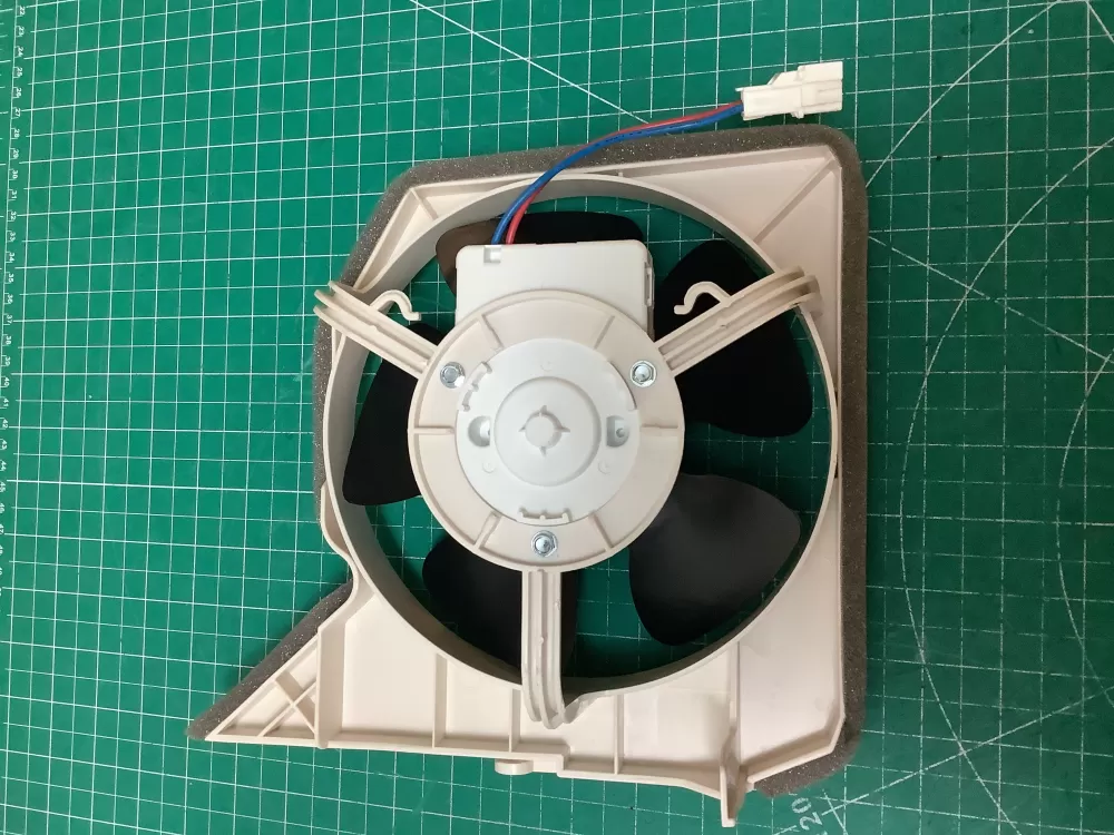 Frigidaire A19984701 Refrigerator Condenser Fan AZ226854 | SLA104