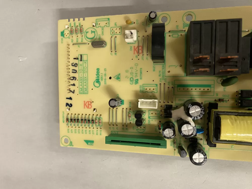 GE EMLAA9L 10 Microwave Control Board AZ218096 | BK1700