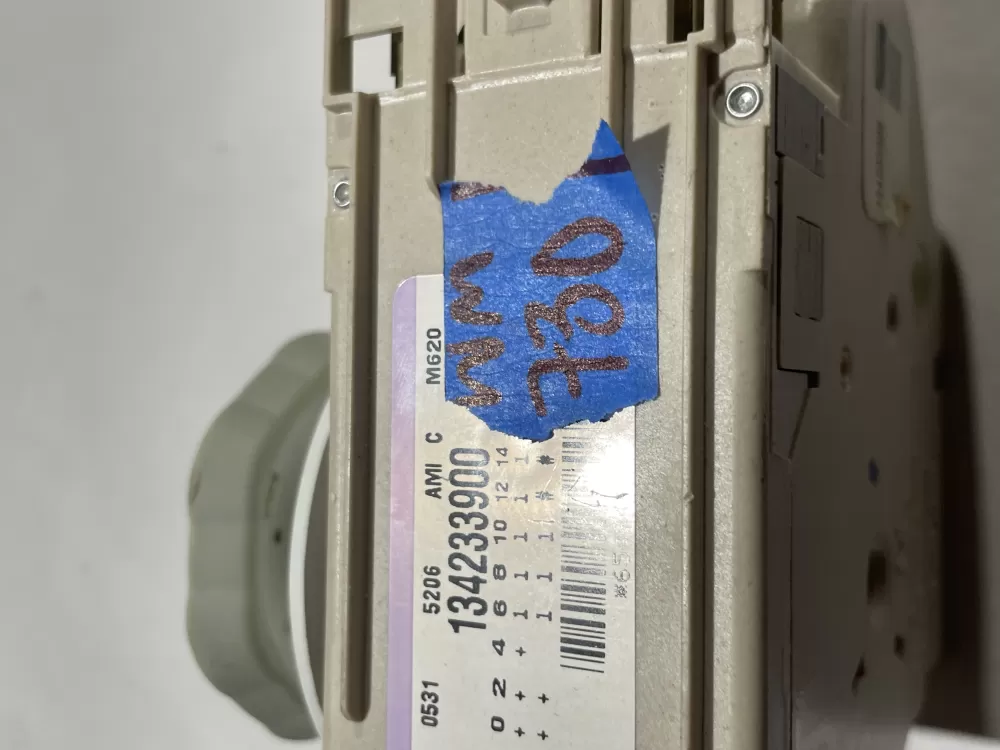 Frigidaire 134233900 M620 Washer Timer AZ113061 | Wm730