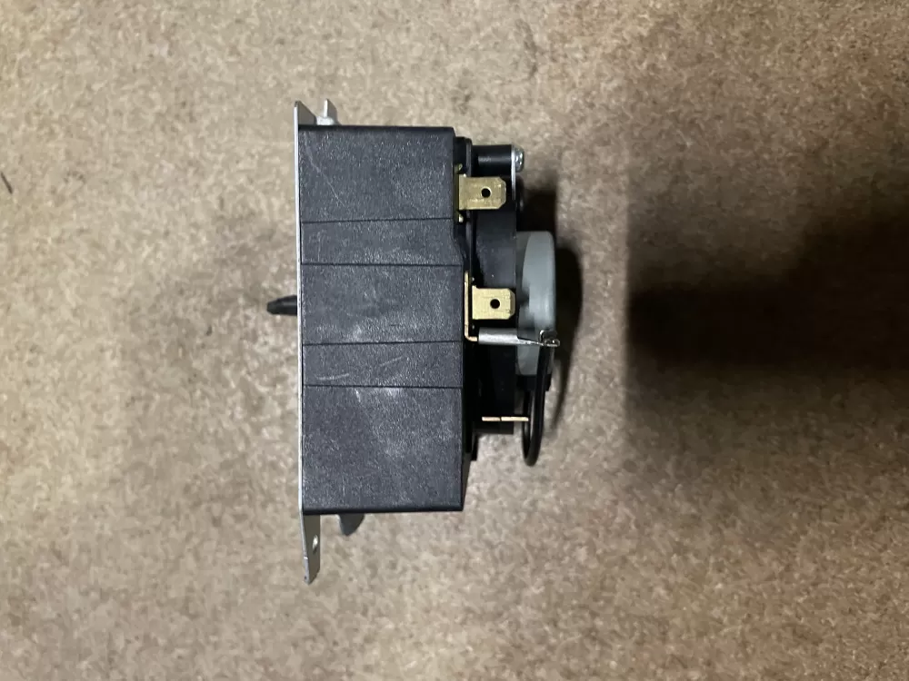 Hotpoint General Electric WE4M364 WE4M533 PS8690648 Dryer Timer AZ26813 | KM60