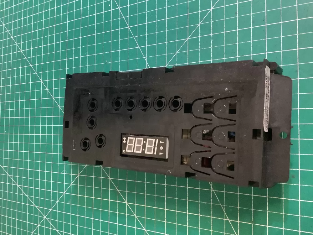 Maytag  Whirlpool 100-01558-70 Range Control Board