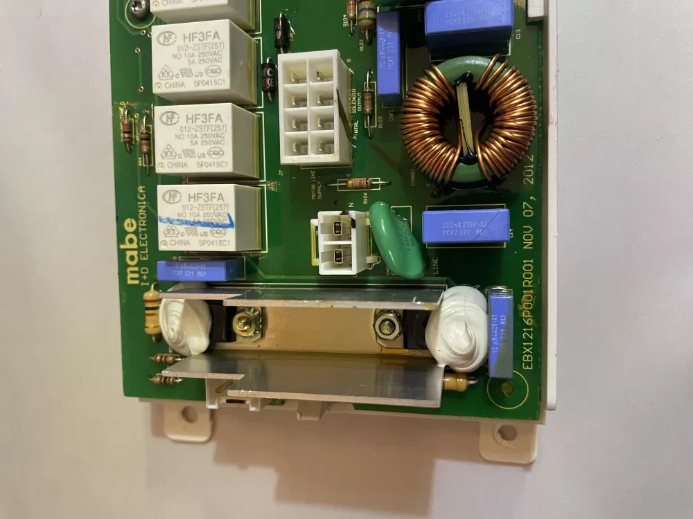 GE Hotpoint WCC101K Washer Control Board AZ179313 | KM693
