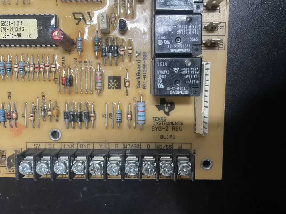 York Coleman Luxaire 031-01298-000 Defrost Control Board AZ1461 | KM911