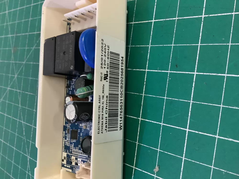 Whirlpool W11613574 W11476563 Refrigerator Control Board AZ204213 | NR321