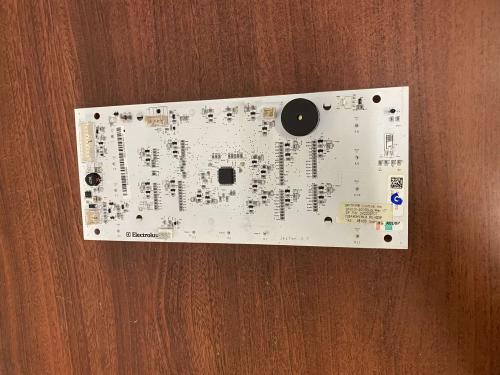 Frigidaire  242209707 Refrigerator control board