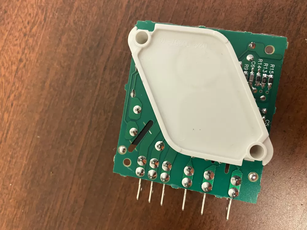Whirlpool Maytag KitchenAid Refrigerator Control Board Defrost AZ41709 | BK1720