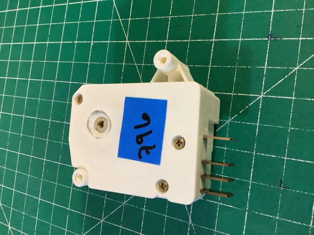 GE WR9X489 WR09X0489 162D6022P16 Refrigerator Defrost Timer AZ209053 | NR796