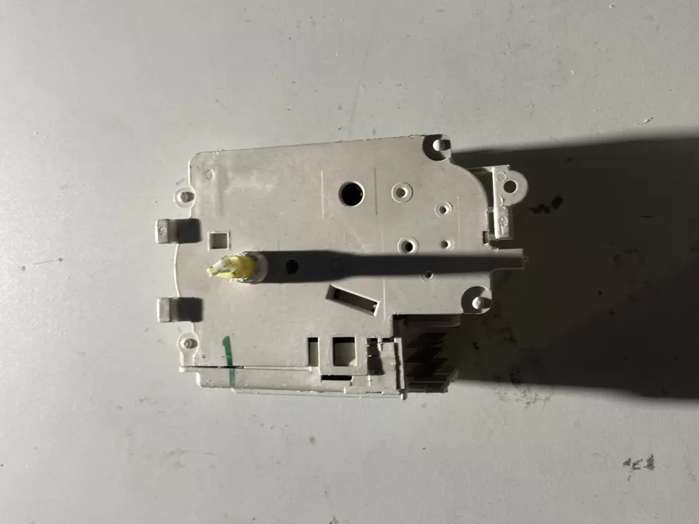 Frigidaire  GE  Kenmore 131758600B Washer Timer