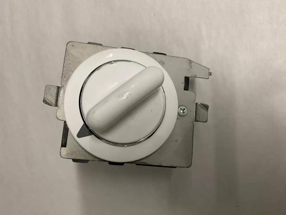 GE 572D520P021 WE4M271 Dryer Timer AZ202314 | BK396