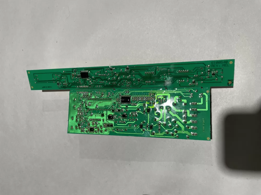 Kenmore 2304050 Refrigerator Control Board AZ144431 | KM2426