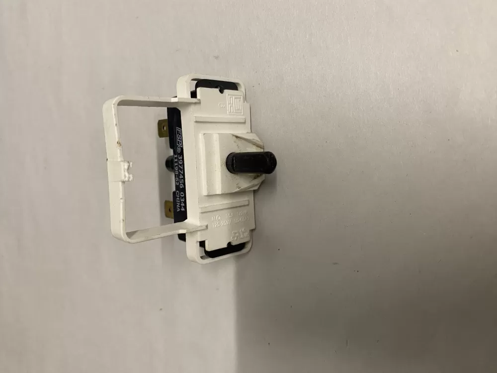  3977456 0223 WP3977456  Dryer Switch Push To Start