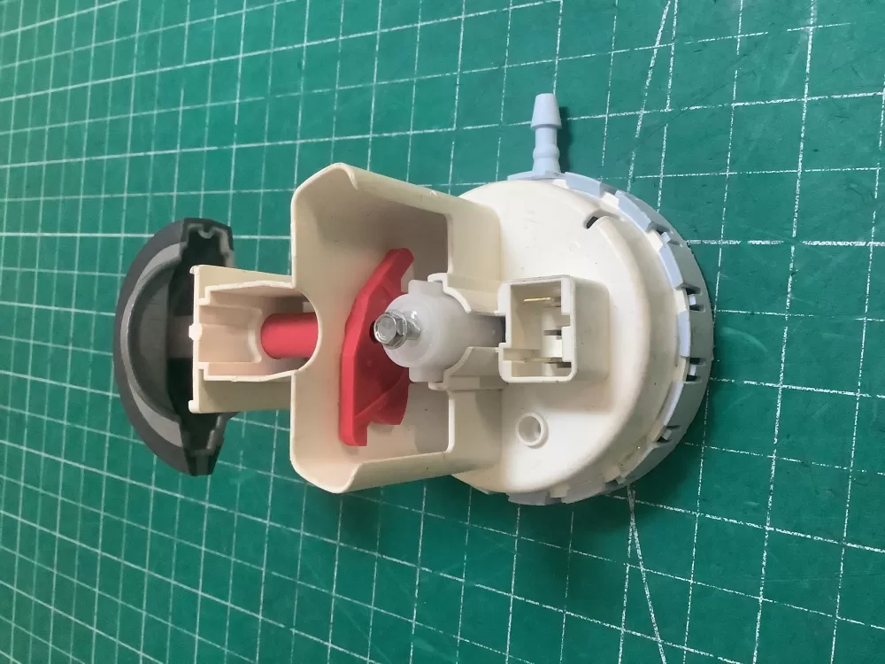 Kenmore AP6018167 Washer Water Level Pressure Switch AZ221274 | SLA70