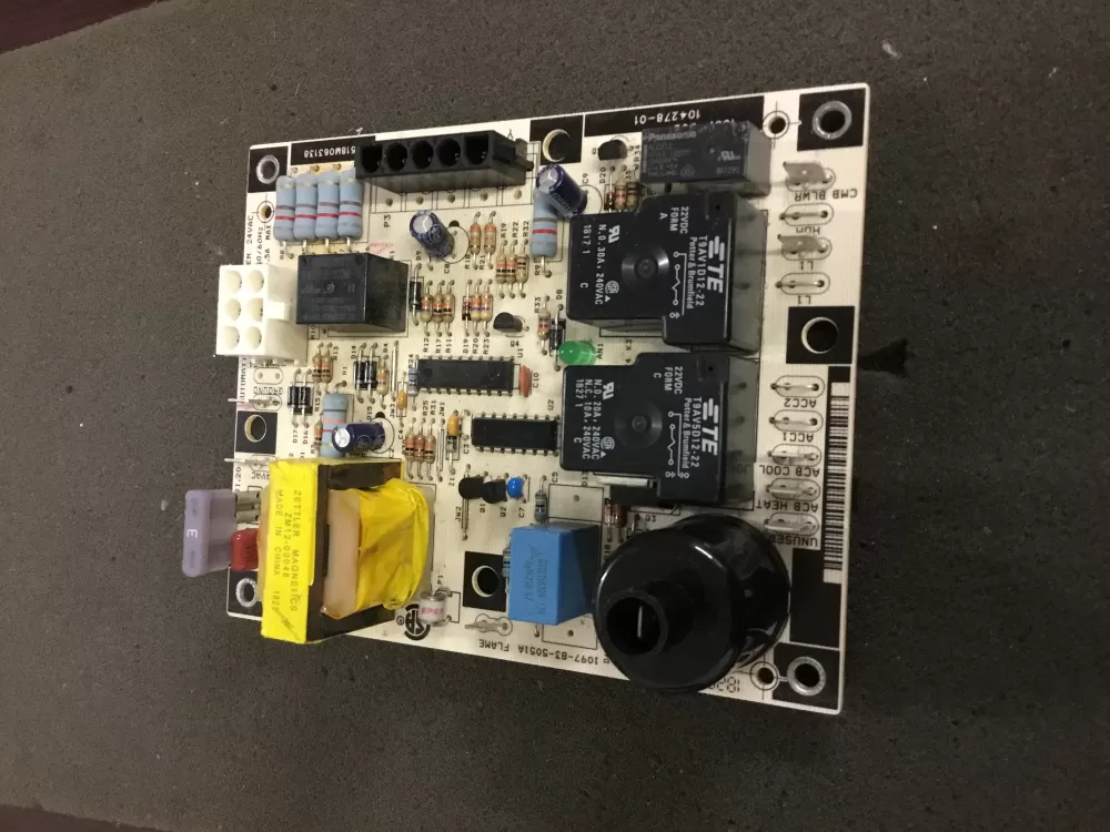 Lennox 1097-83-5051A Furnace Control Board Oem