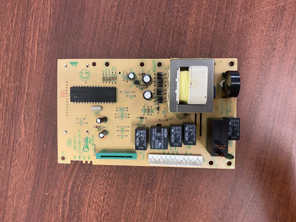 Frigidaire 5304477390  AP4560761  1614677  AH2582996  EA2582996  PS2582996  ETXAUIW-04-R Microwave Control Board
