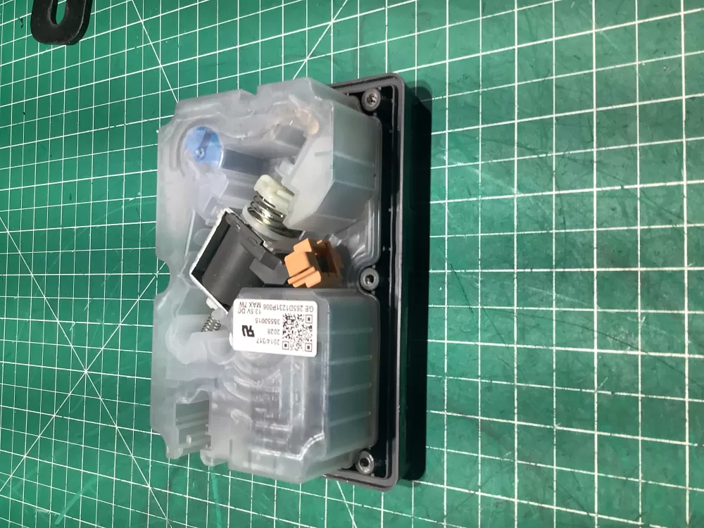 Whirlpool GE 265D1231P006 Dishwasher Dispenser AZ147991 | SL207