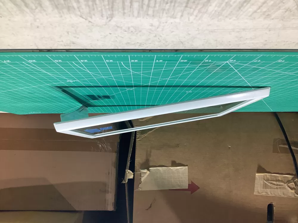 GE 225D8404P003 Refrigerator Glass Shelf Right Hand AZ164589 | SL333