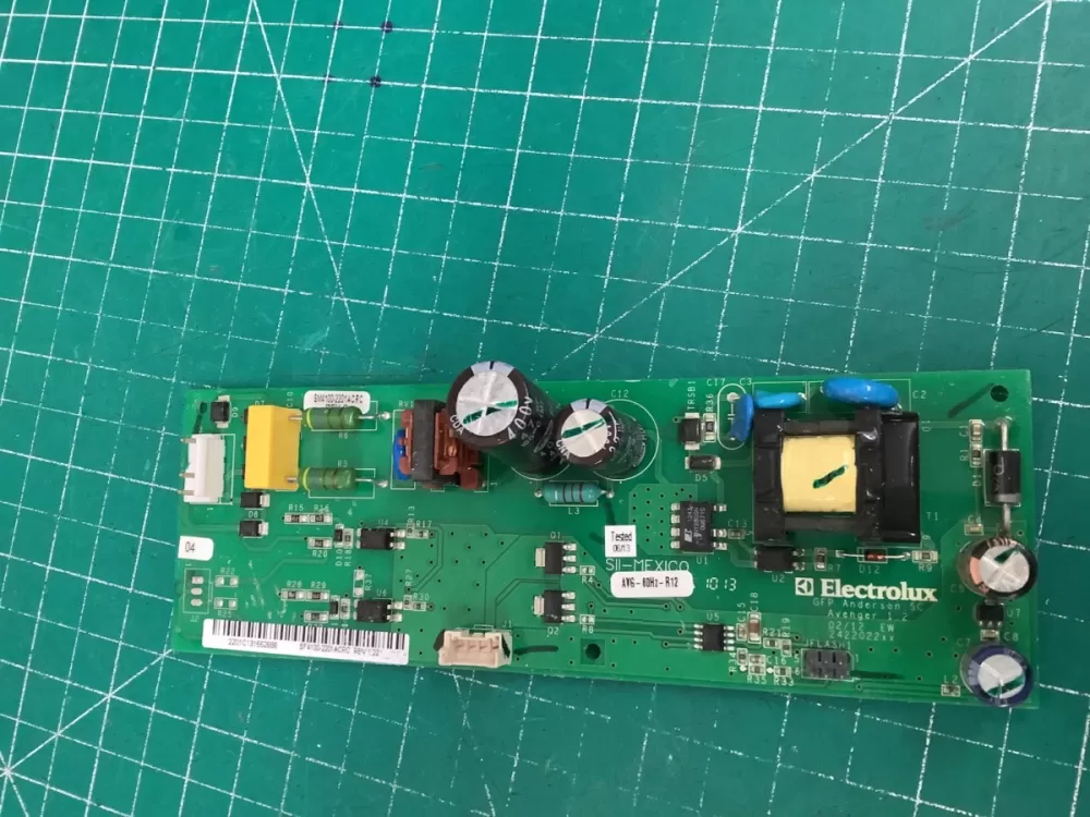 SF4100 Electrolux Refrigerator Board - Control