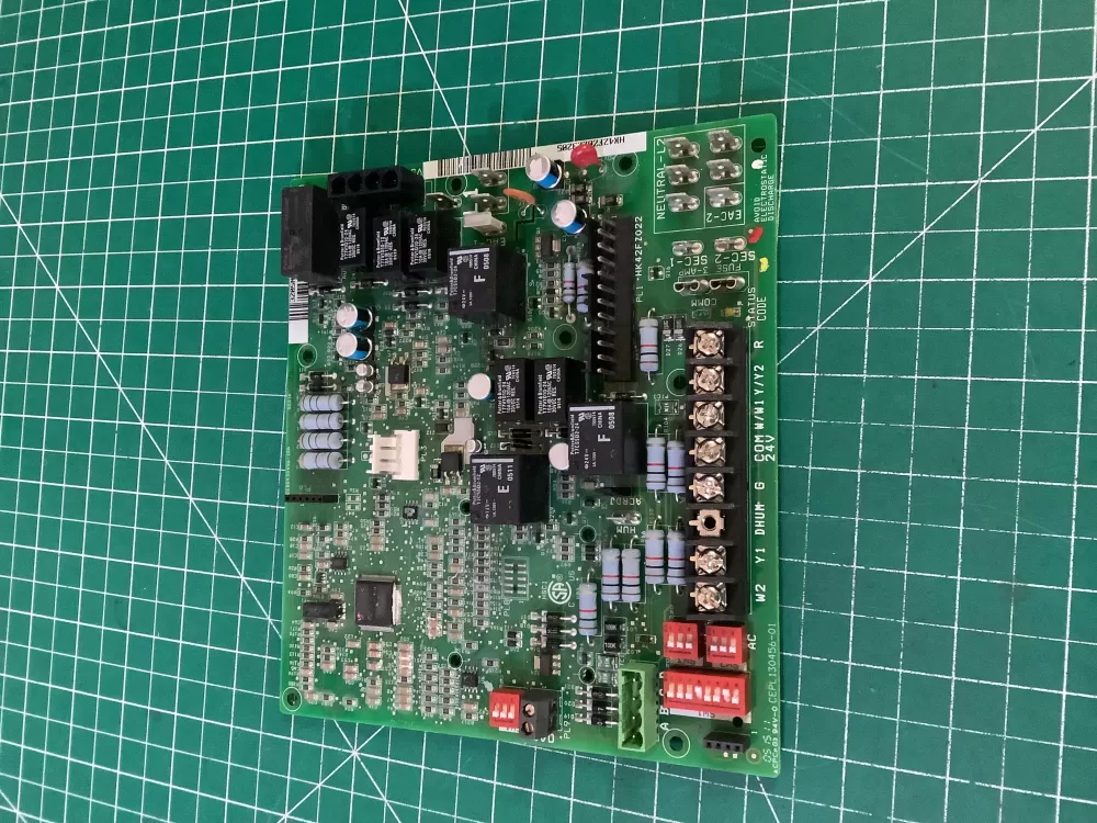 Carrier CEPL130456-01  HK42FZ022 Furnace Control Circuit Board