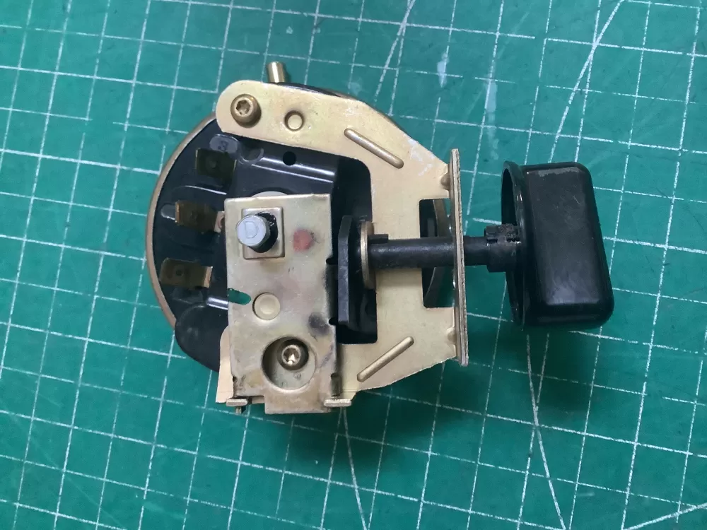 Electrolux 738-212-2 Washer Water Level Pressure Switch AZ220719 | SLA152