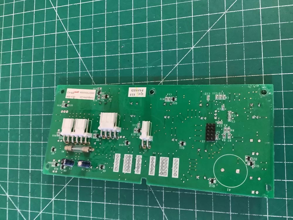 GE Hotpoint 200D7355G006 Refrigerator Control Board Dispenser AZ201850 | NR363