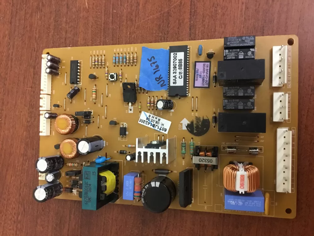 LG 6871JB1423M Refrigerator Control Board AZ31833 | NR1675
