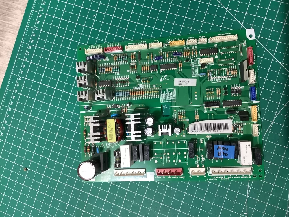 Samsung DA41-00617A Refrigerator Control Board AZ188950 | ARV870