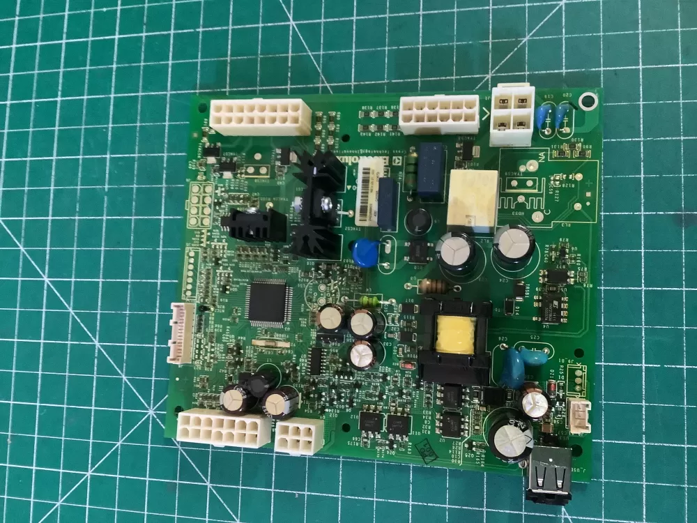 Frigidaire 242268902 Refrigerator Main Control Board