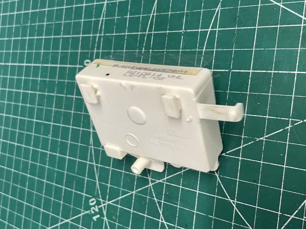 LG EAM64652601 Washer Control Board Noise Filter AZ206104 | Wm2336