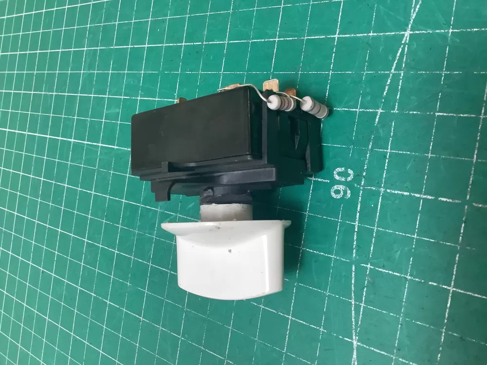 Maytag Whirlpool 8578352 Dryer Temperature Switch AZ224655 | SLA116