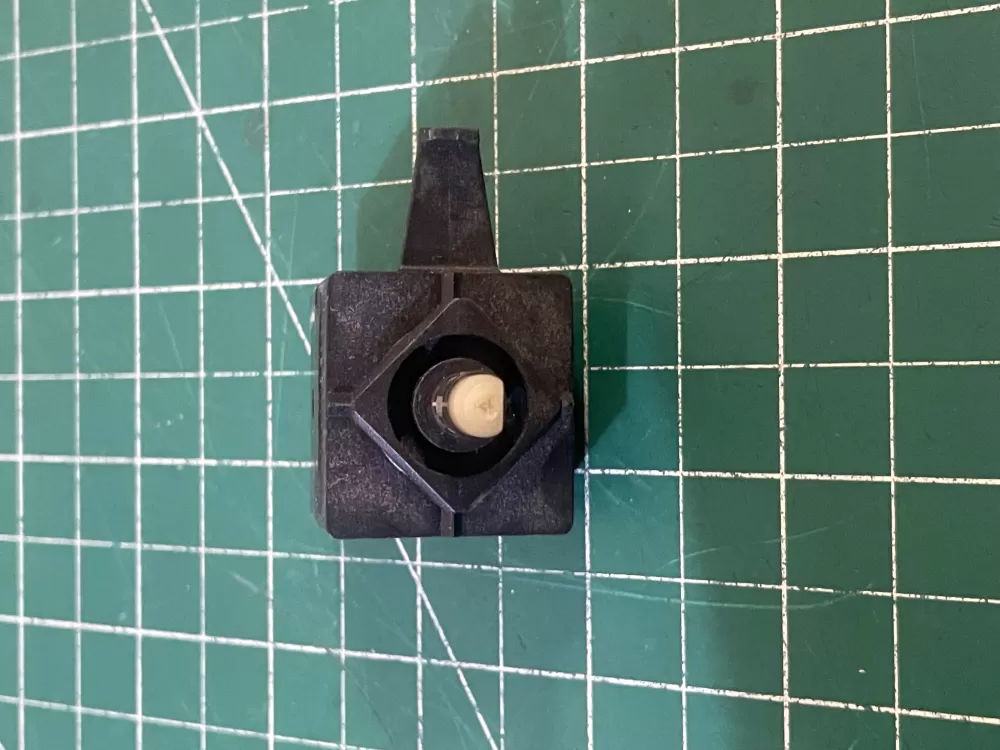 Maytag KitchenAid Kenmore AP6008373 Dryer Start Switch AZ194221 | KM1584