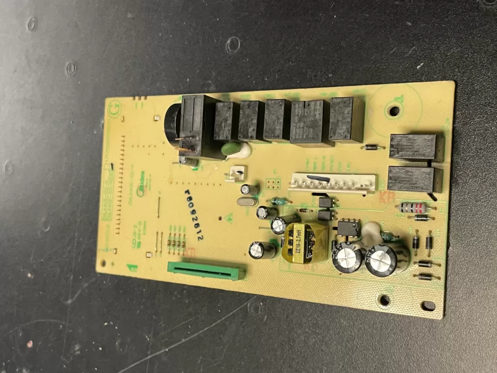 GE MD12001LB EMLAAGE-04-K 17170000008243 Microwave Control Board