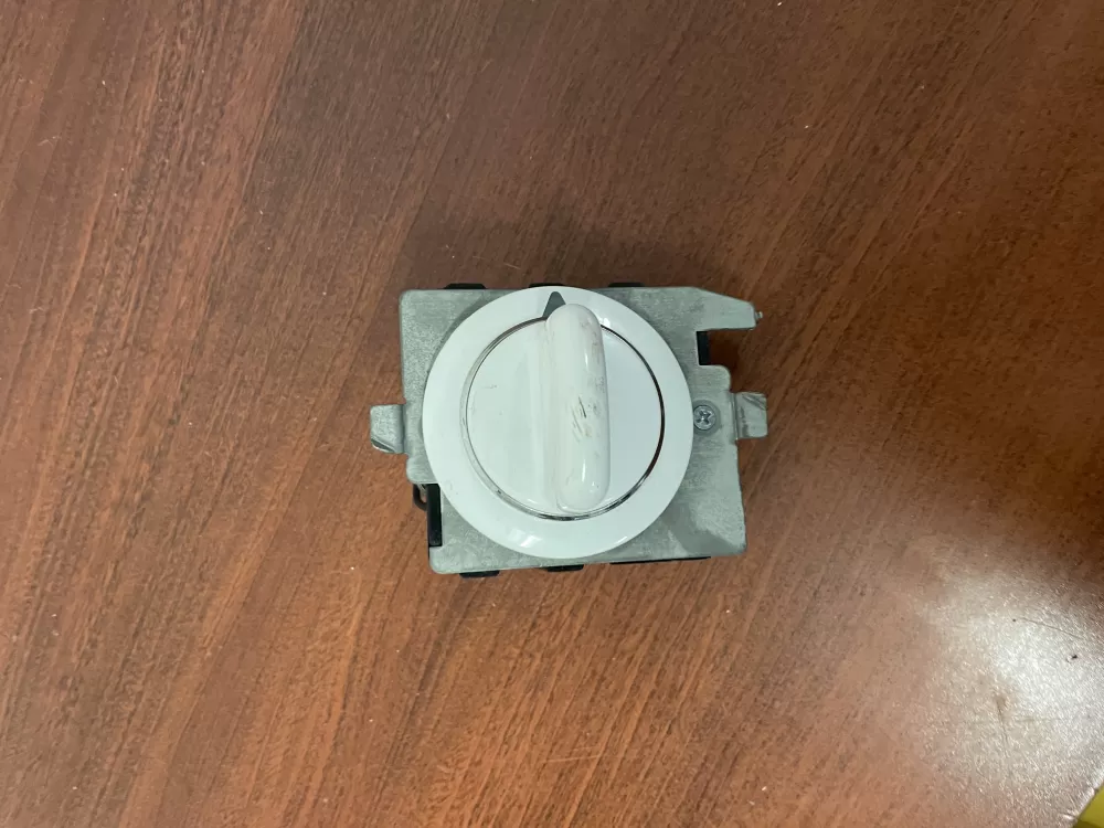 GE 572D520P033 WE4M334 Dryer Timer