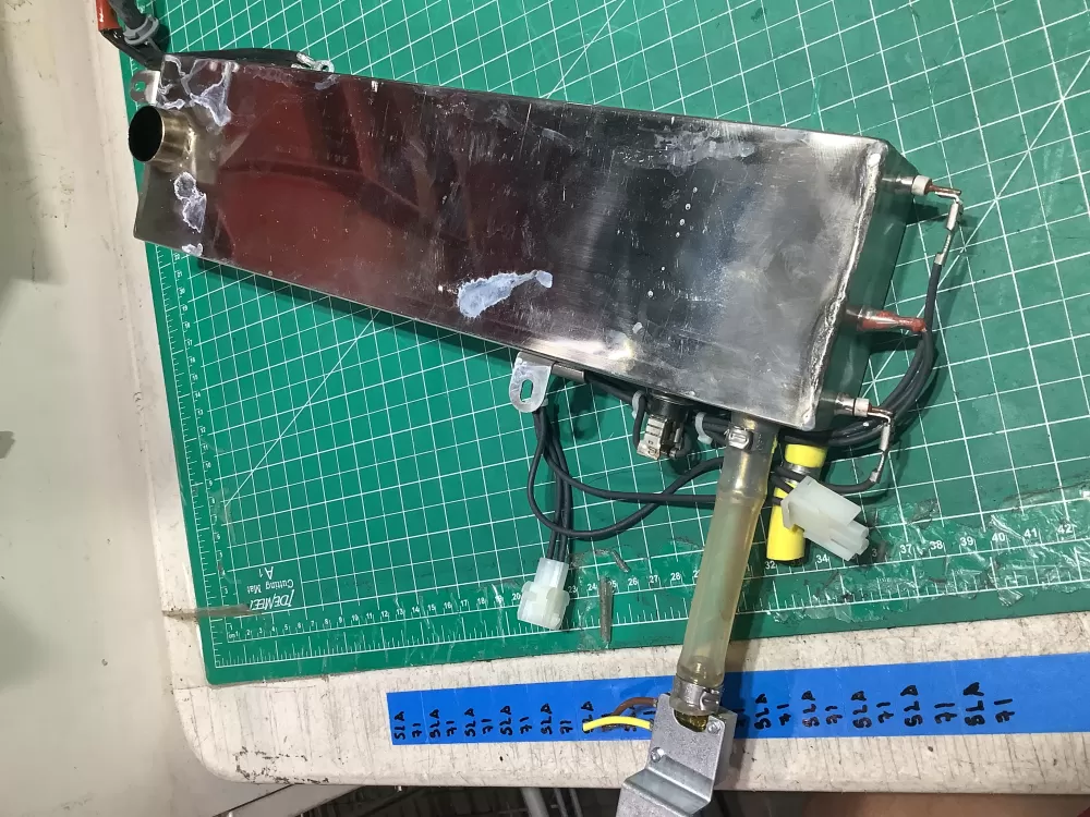 Whirlpool W10864671 8186352 Range Boiler Used AZ163270 | SL71