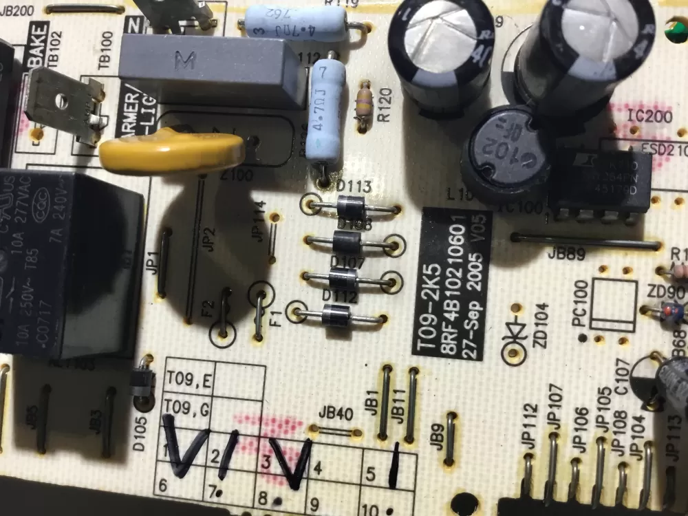 GE 8RF4B10210601 T09 2K5 Oven Control Board Wd 11206 AZ38034 | NR12