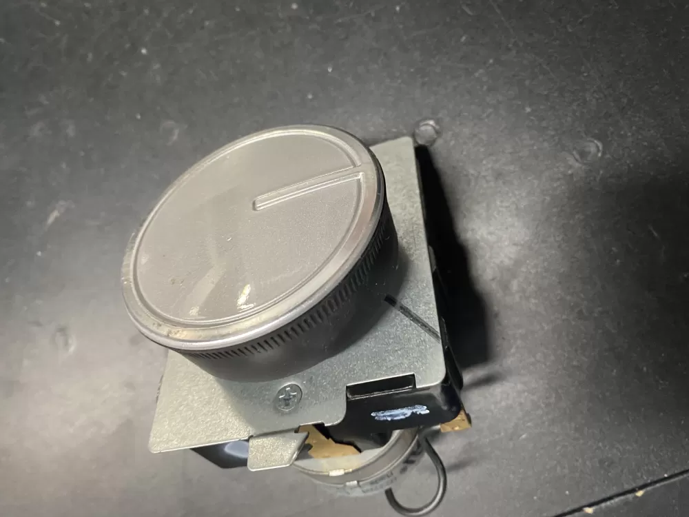 GE 212D1233P012 WE4M364 Dryer Timer AZ10526 | BK690