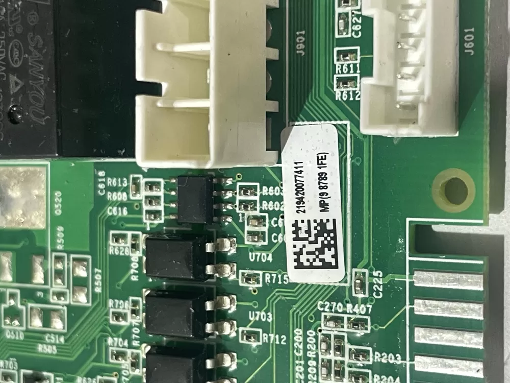 LG Refrigerator Control Board  219420077411 AZ205817 | Wm139