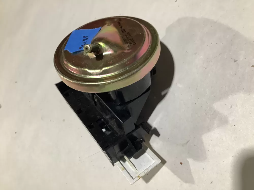 Maytag 738 243 6 Washer Switch Pressure AZ110902 | Sl125