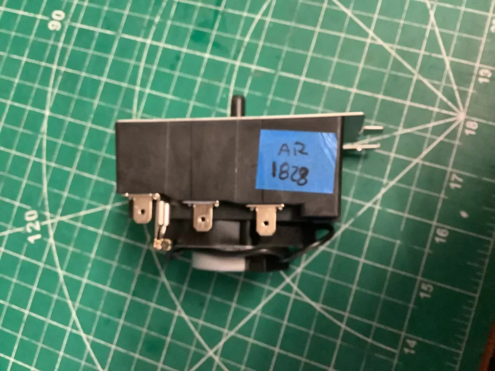 Hotpoint  General Electric WE04X25280 234D2377P005 Dryer Timer