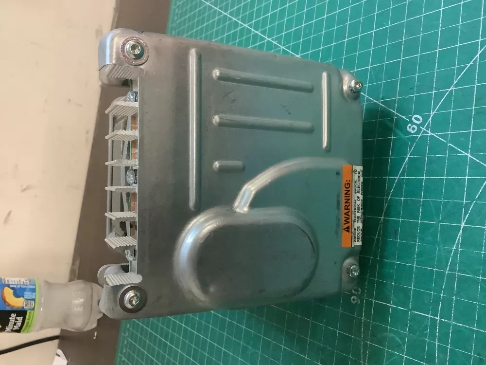 GE Washer Motor 5KMC145YTA079S02 175D5106G080 AZ220204 | SLA379