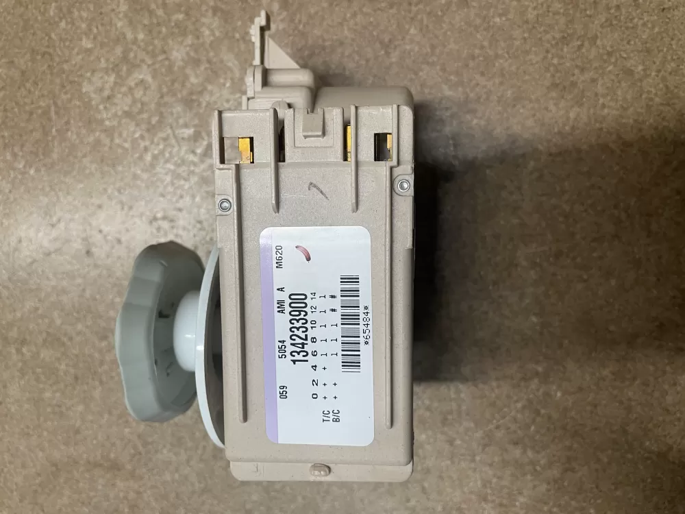 Frigidaire 134233900 M620 Washer Timer AZ8209 | KM1521