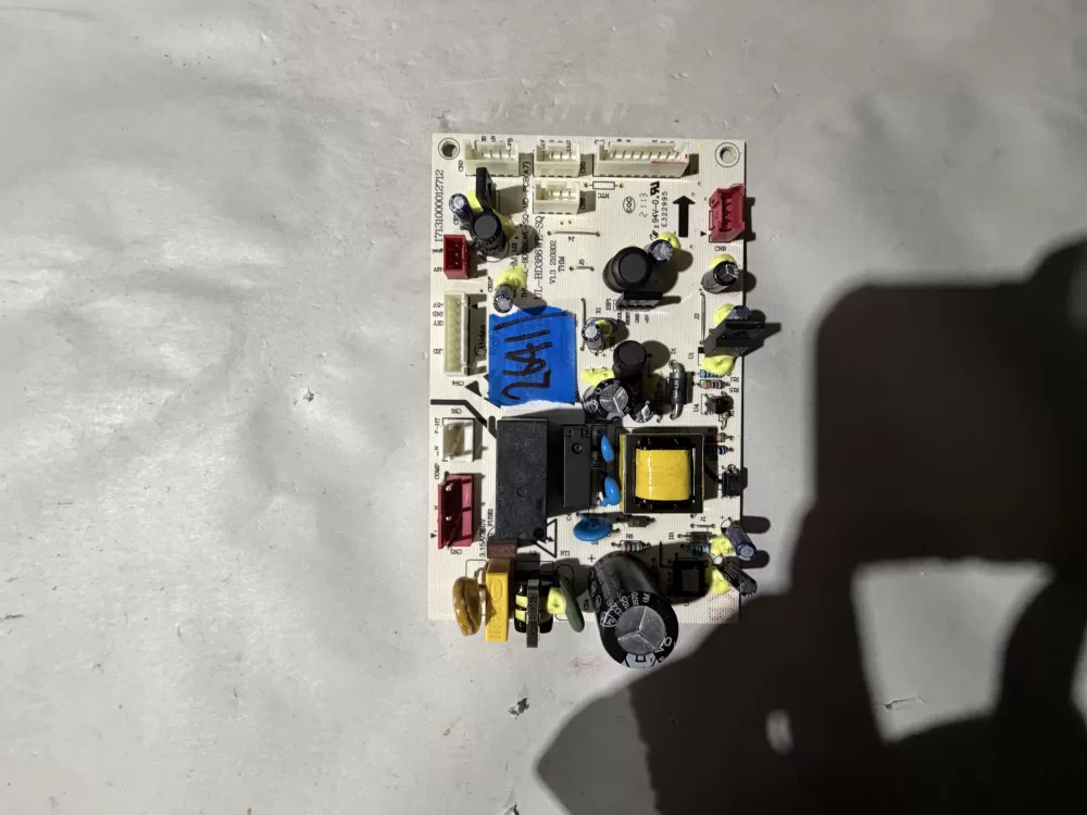Midea 17131000002821 Freezer Control Board AZ215405 | KM2641