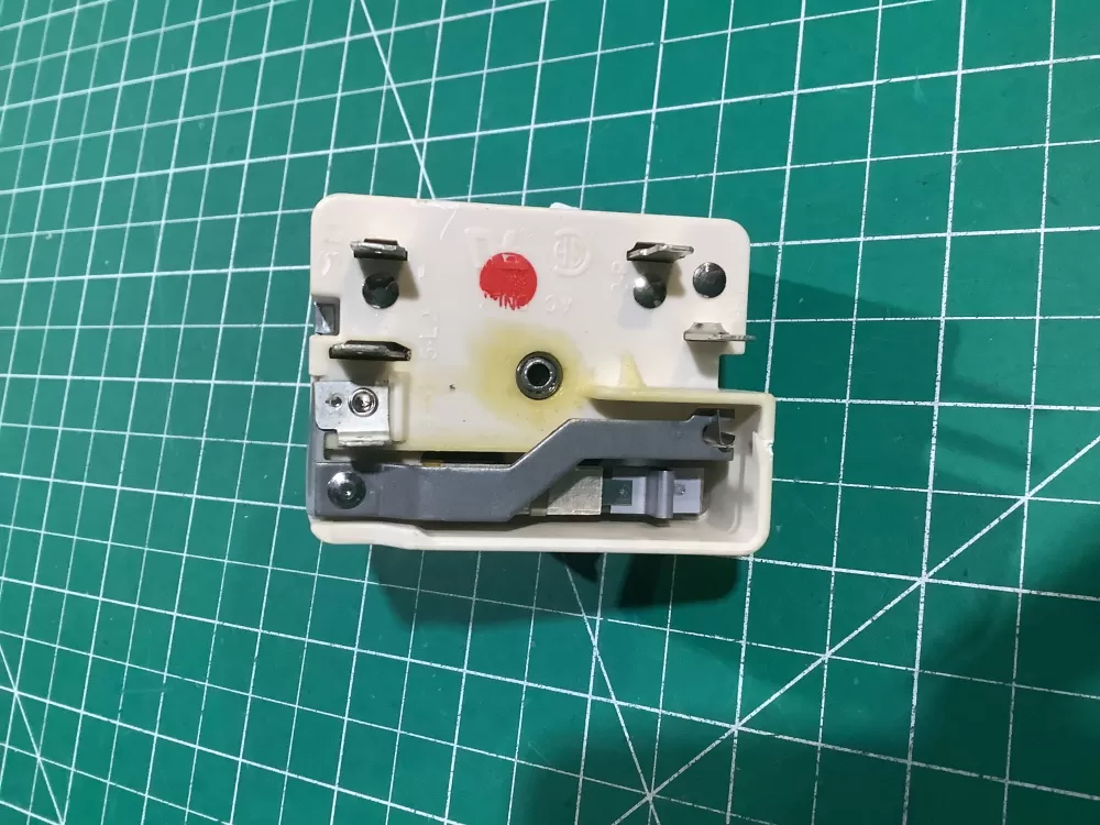 GE Hotpoint Kenmore 191D5452P001 Range Switch AZ143514 | SL175