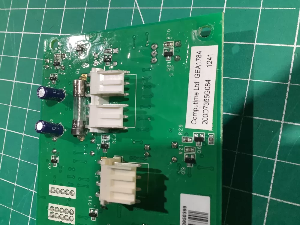 GE 200D7355G084 WR55X22930 Refrigerator Control Board AZ143664 | NR2412