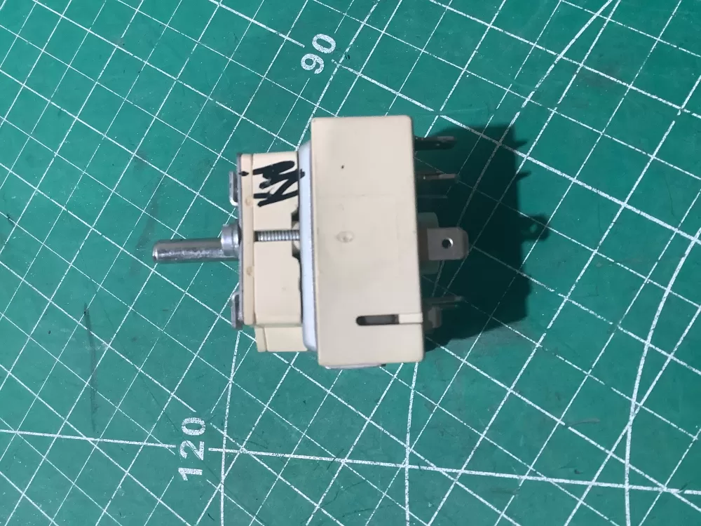 Frigidaire 316530100 Range Dual Switch AZ191664 | SL272