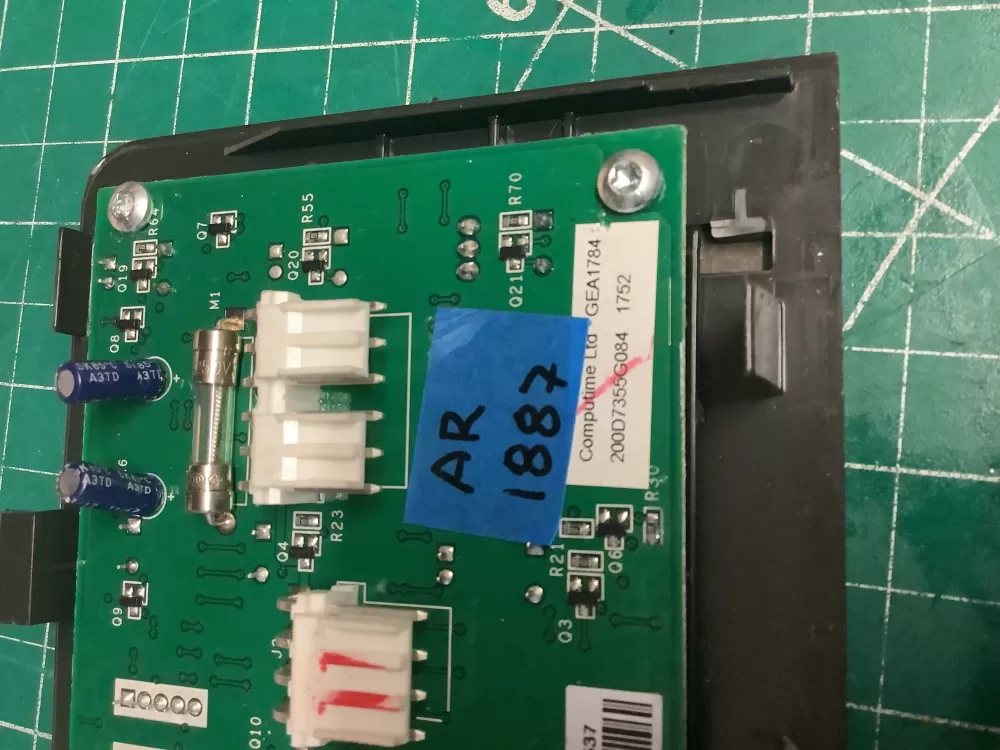 GE 200D7355G084 WR55X22930 Refrigerator Control Board AZ201478 | AR1887