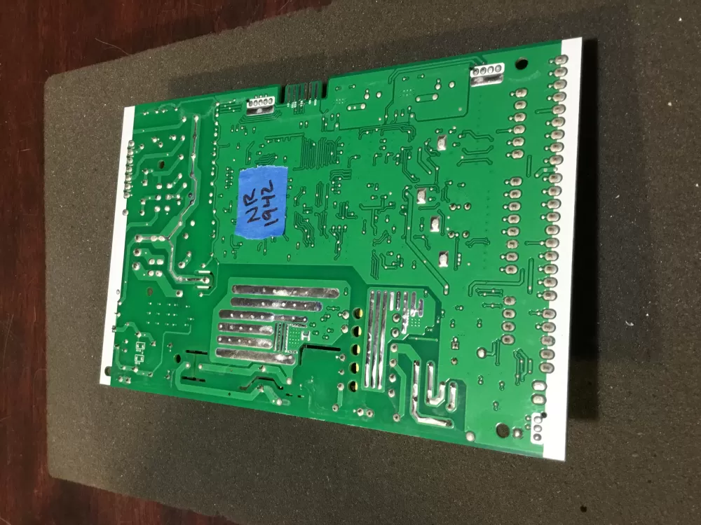 GE Refrigerator Control Board ! AZ75644 | NR1942